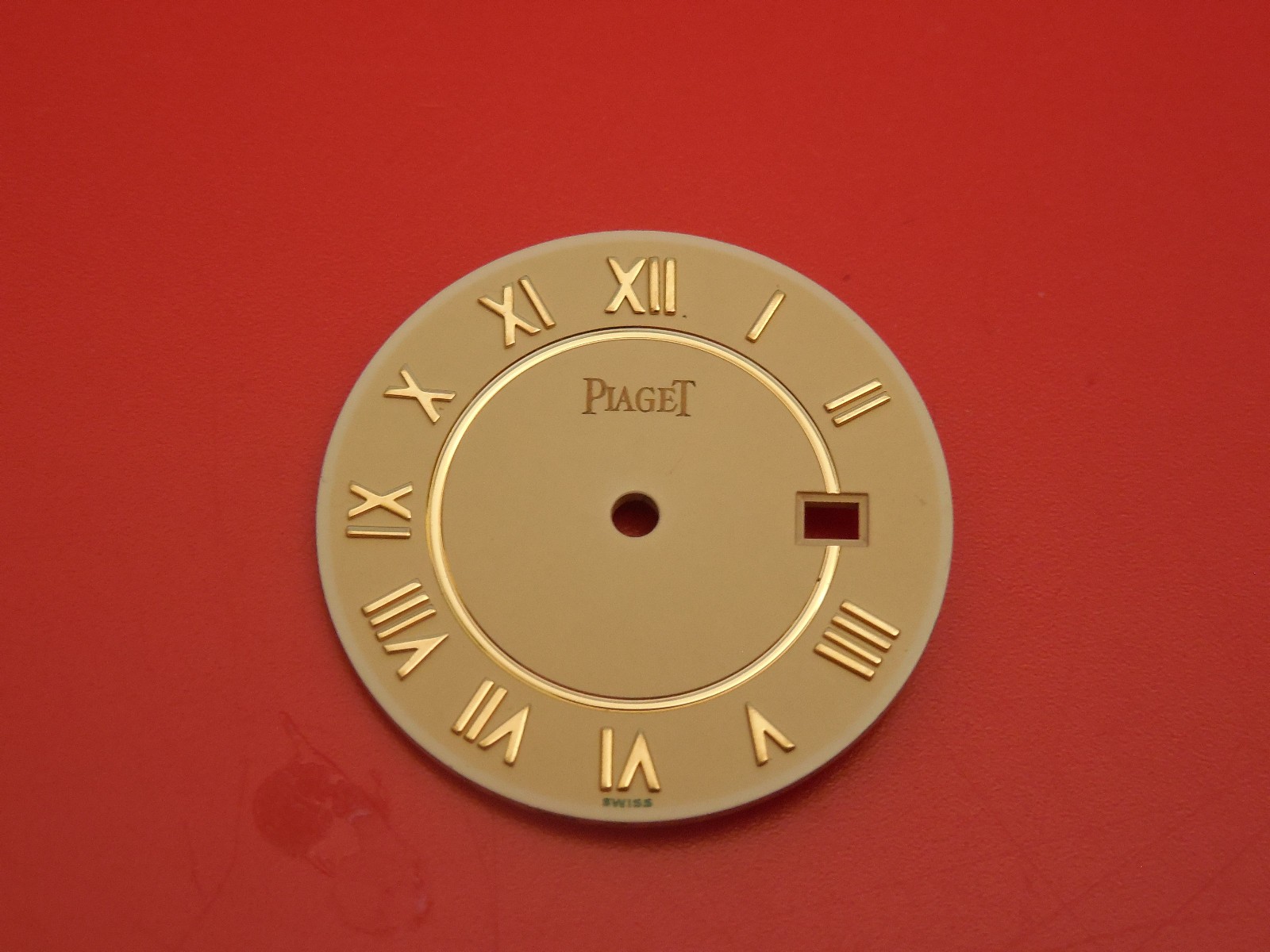 100% GENUINE PIAGET TANAGRA 23MM DIAL 5.36 GRAMS OF 18K GOLD