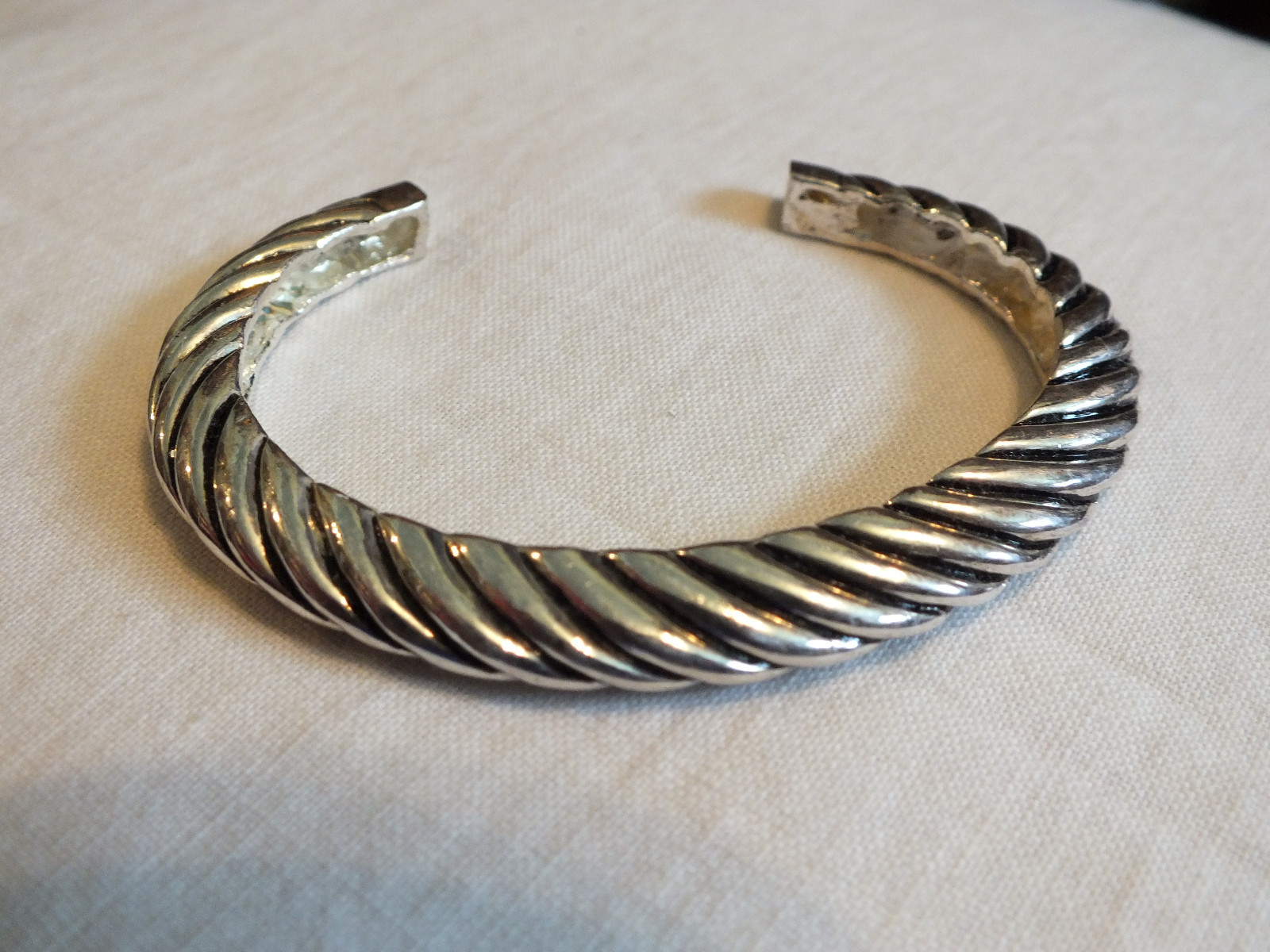 Collectible Cuff Bracelet Silver Tone Testured 1/4 Inch Wide by 2 3/8 Inside