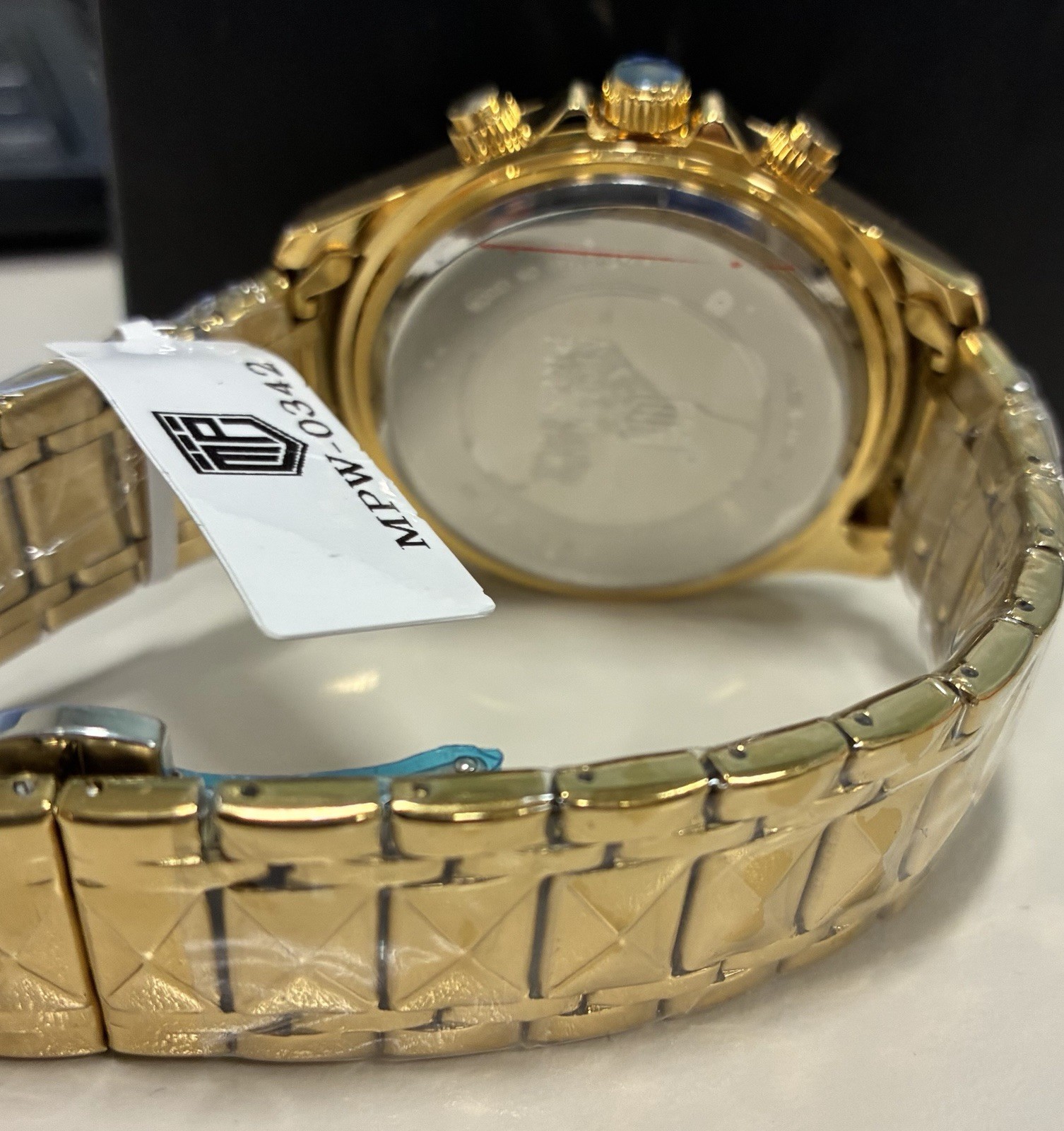 Montres Prestige Men’s Quartz Chronograph Watch 44mm Gold Bracelet