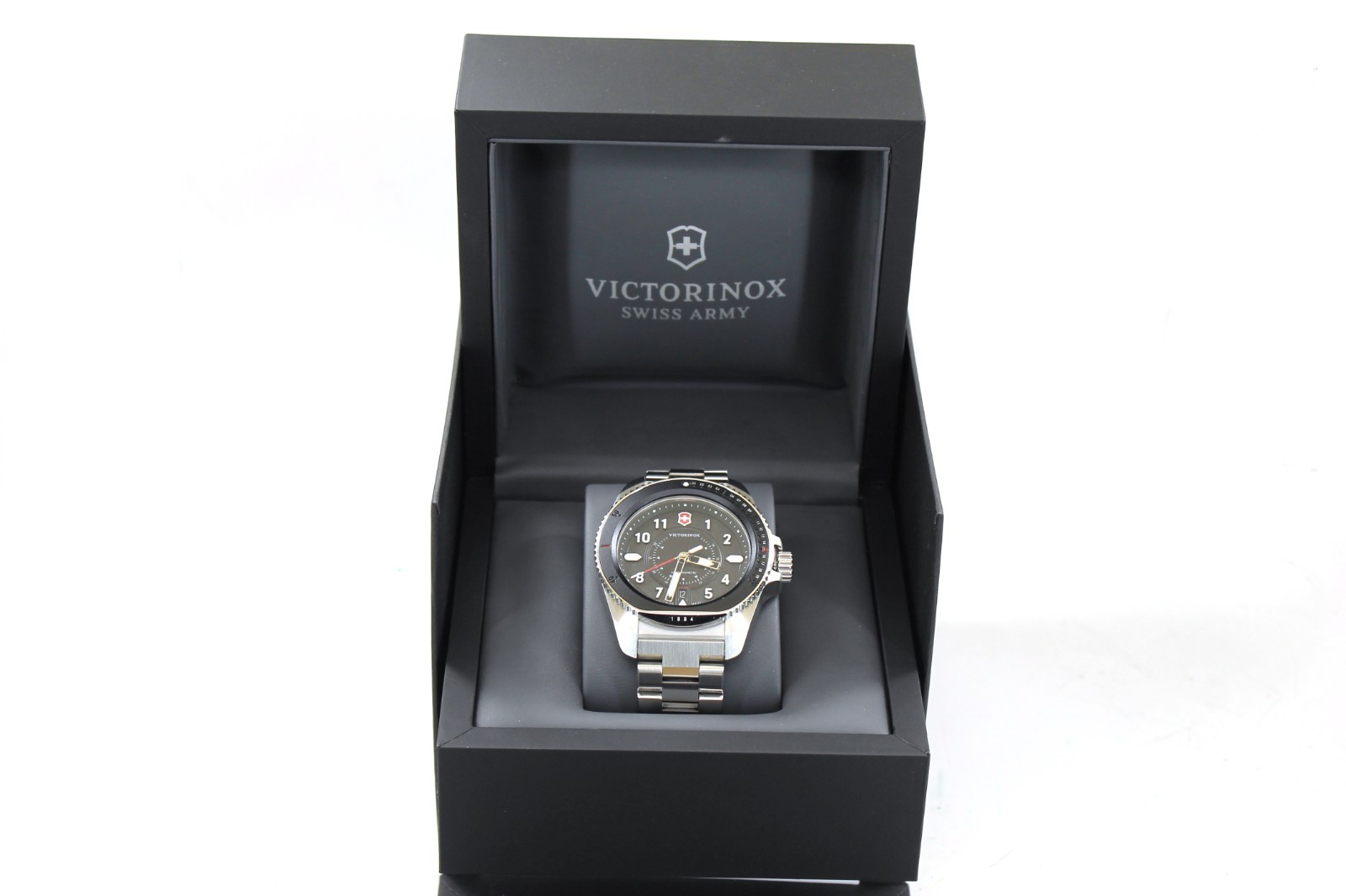 Victorinox Men’s Journey 1884 Automatic Stainless Steel Watch – 242009 NEW