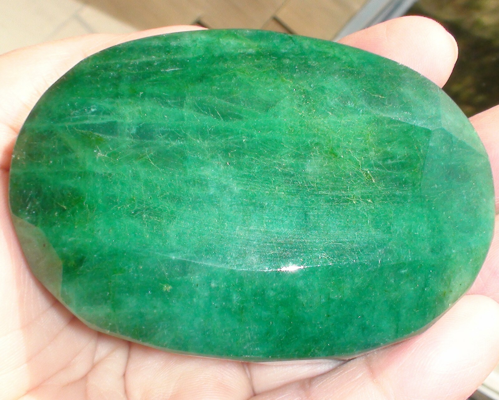BIG! 1340.0 carat RARE! 100% NATURAL EARTH MINED EMERALD OVAL FACETED CUT