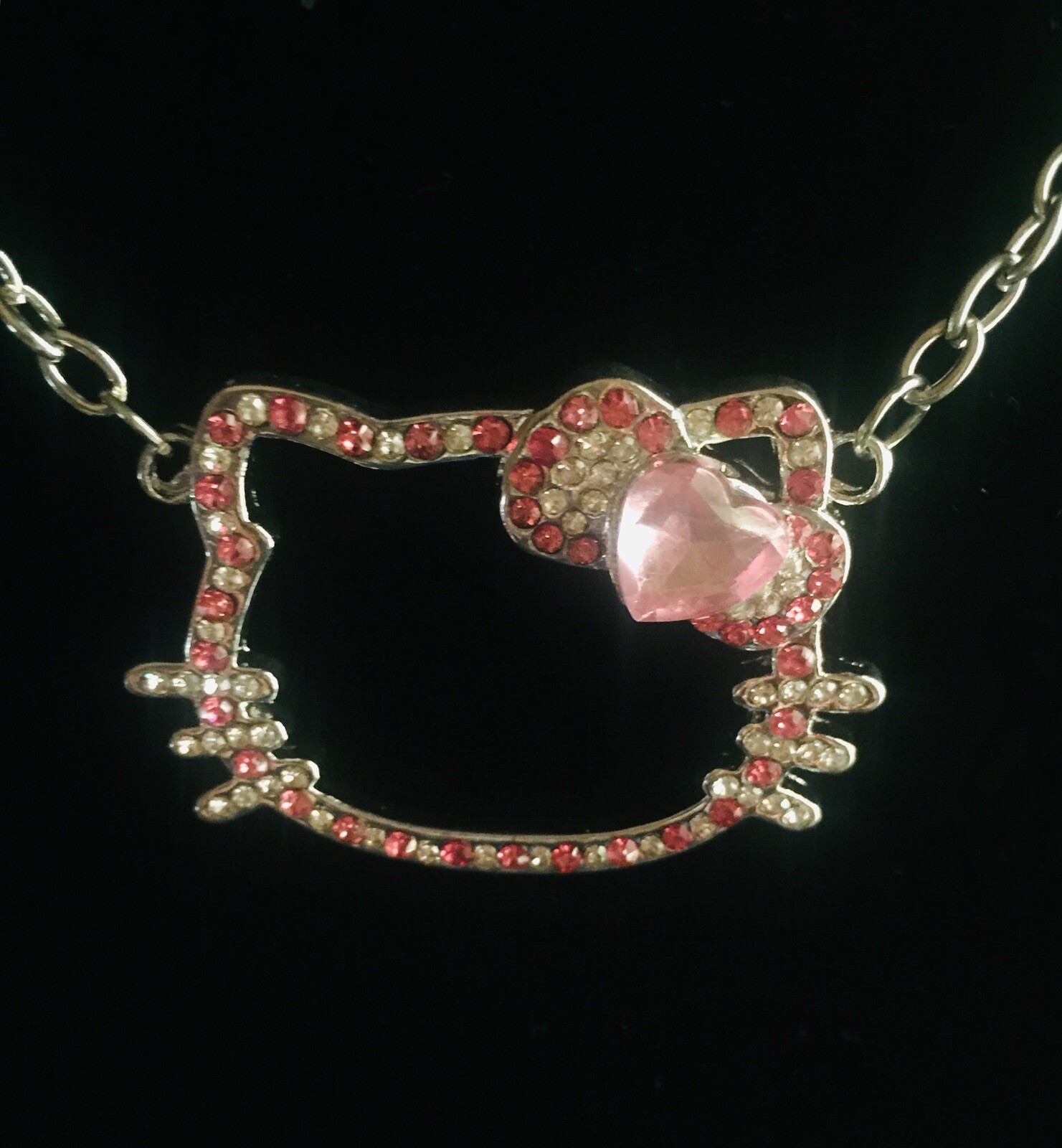 Hello Kitty necklace Pendant Pink Heart Radium Plated Crystals Rhinestone