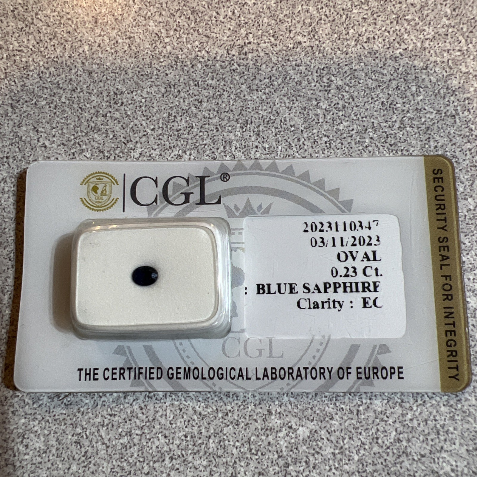 CGL Certified 0.23 Ct Glorious Oval Blue Sapphire Eye Clean Clarity New Sealed