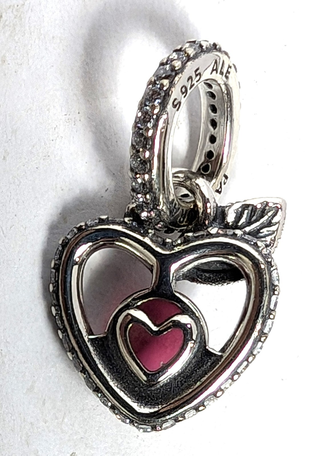 Authentic Pandora Pendant, Disney Snow White Apple, #399553C01