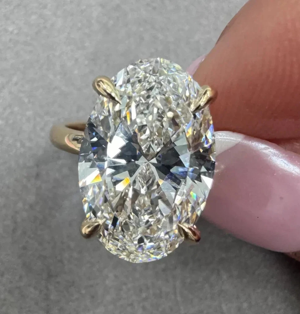 4 CT IGI Oval VS1 Lab Grown Diamond Engagement Gift Women Ring 14K Yellow Gold