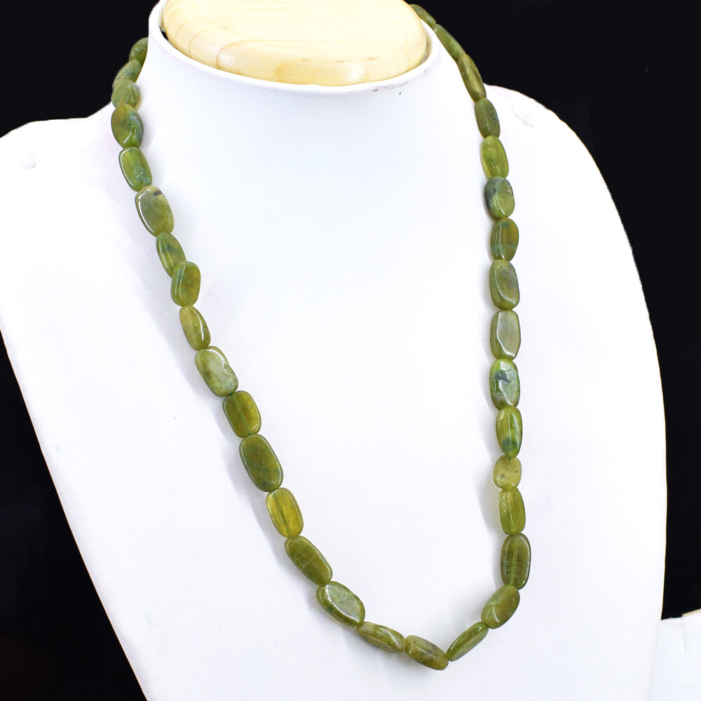 190.00 Cts Earth Mined Untreated Green Garnet Oval Shape Beads Necklace NK 19E41