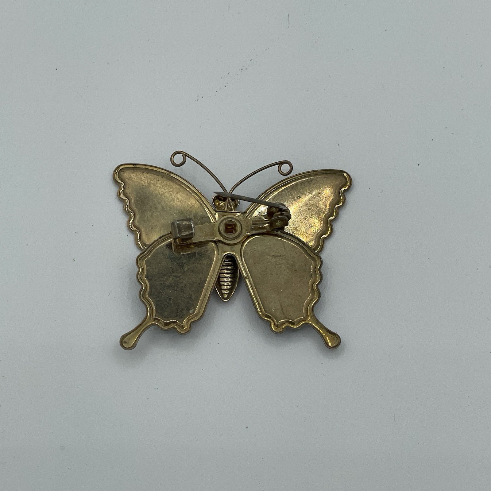 VTG Butterfly Brooch Pink Purple Glitter Enamel Gold Tone Pin 1.25×1.25 inch