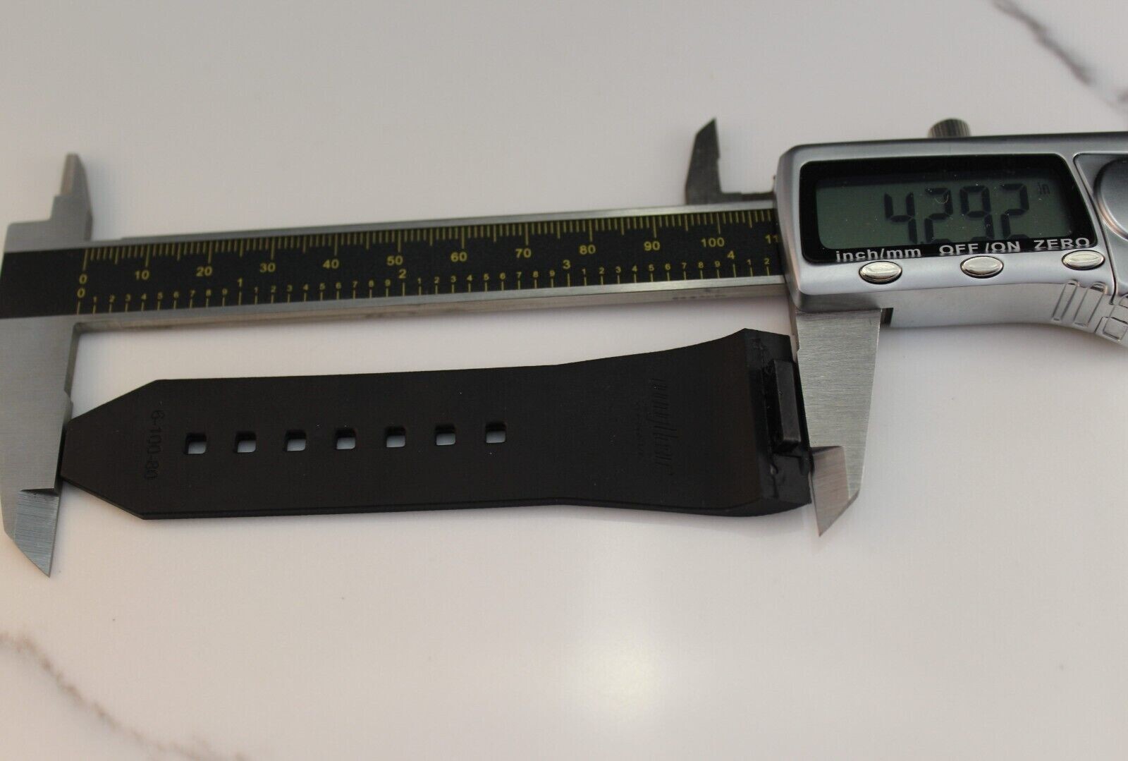 New Wyler Genève code R chronograph Black rubber strap bracelet