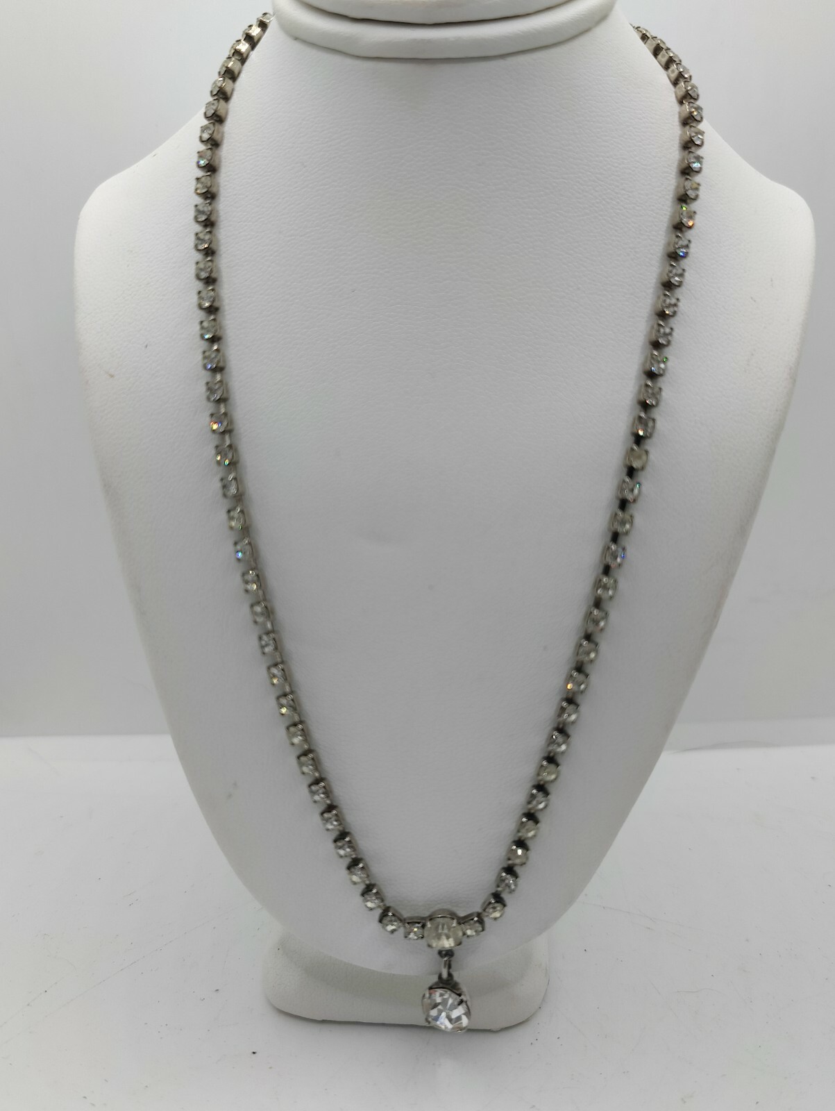 Beautiful Vintage Clear Stone Necklace With Drop Pendant Hook Clasp A6