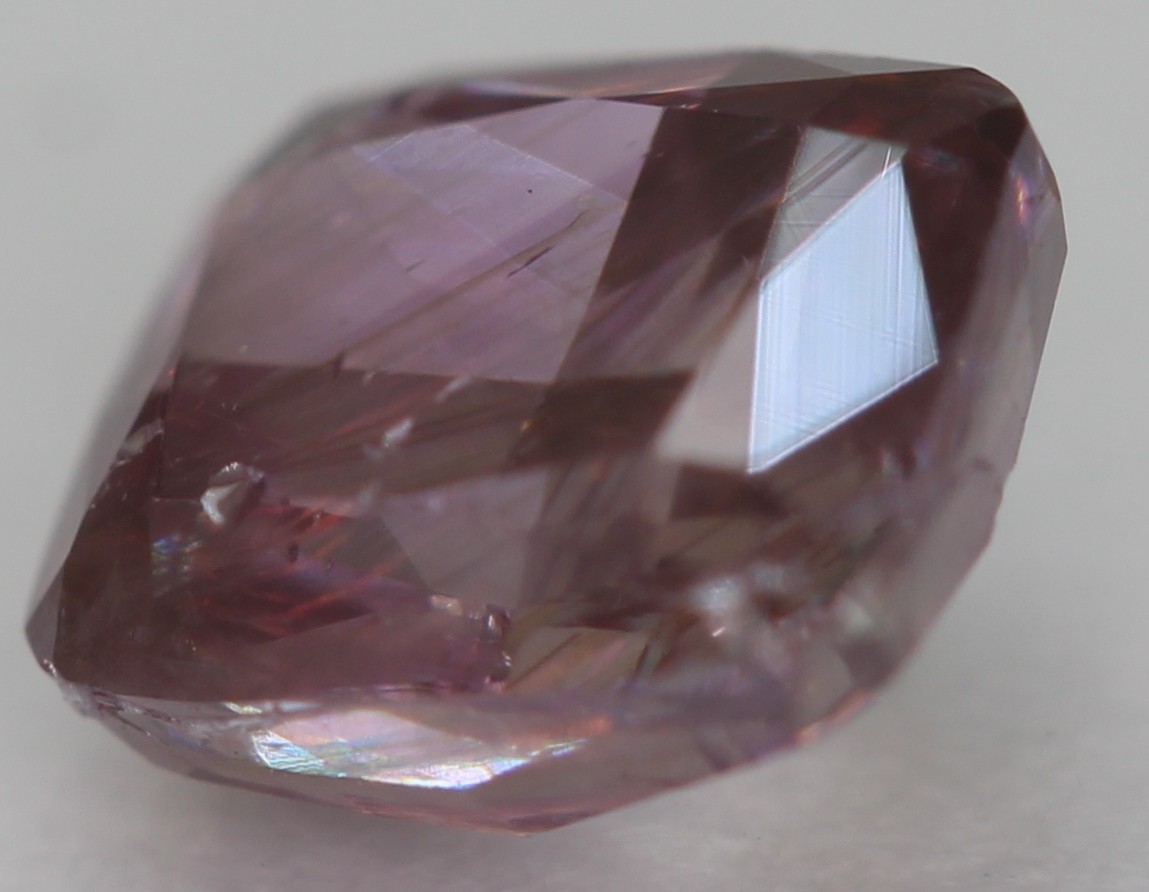 Cert 0.57 Carat Intese Purple SI2 Cushion Natural Enhanced Diamond 5.18×4.25mm