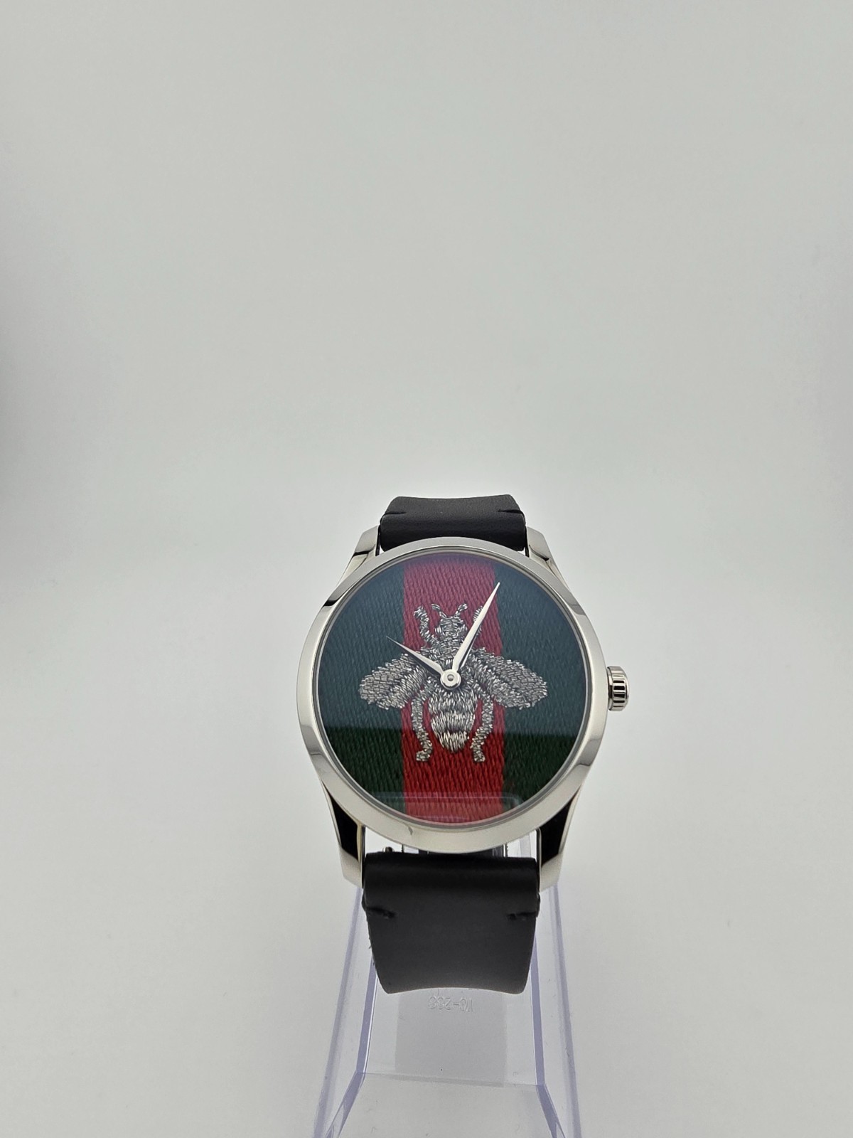 Gucci G-Timeless YA1264149 Men’s Leather Band Green & Red Dial Watch ⌚