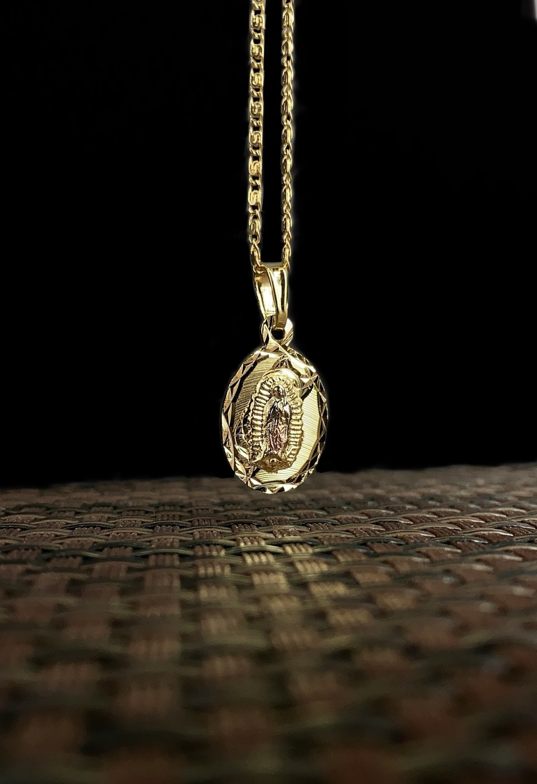 Virgen de Guadalupe Necklace Tri Color Snail Chain 20″ for Womens Girls Gifts