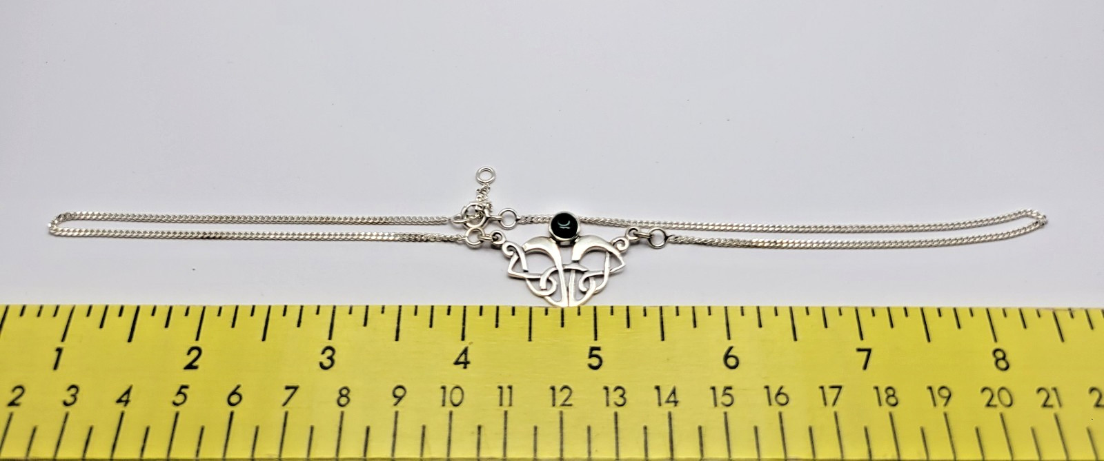 Sterling Silver Green Agate Celtic Knot Pendant Curb Chain Necklace ~16.5″-17.5″