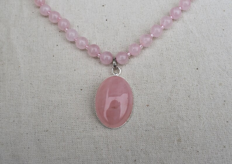 Mehrstrang Rosenquarz Anhänger Halskette – Handmade Kristall Schmuck für Damen