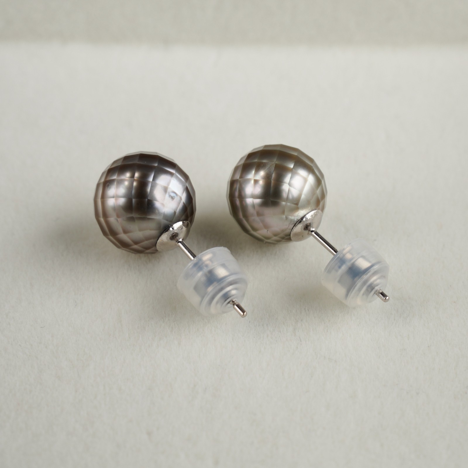 Faceted Big 10.1mm Round Gray Tahitian Pearl Stud Earrings 18k Solid White Gold