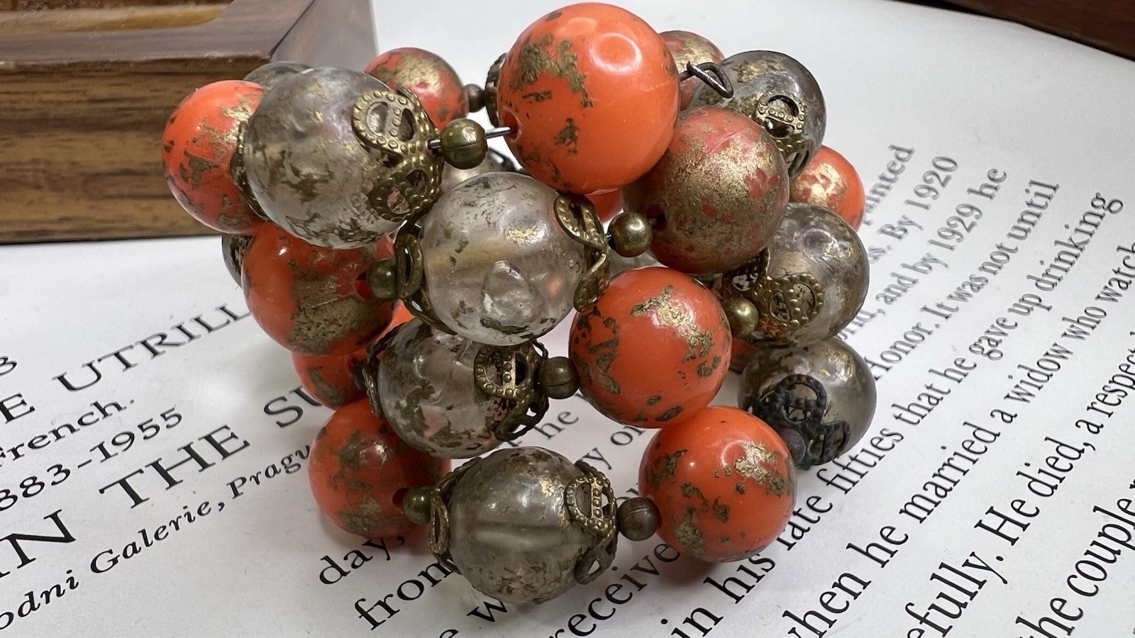 CHUNKY ORANGE & GOLD BEADED STRETCH TWIST WRAP BRACELET JEWELRY 🧡
