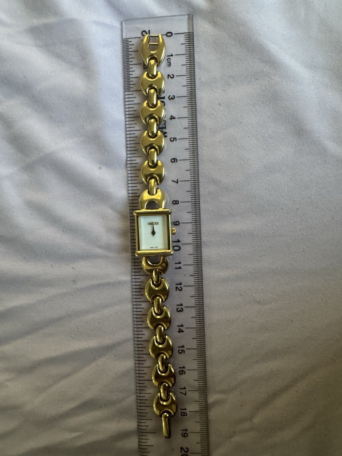 Gucci 1800L Gold Plated Women’s Watch (NR866), Vintage, Pinterest watch.