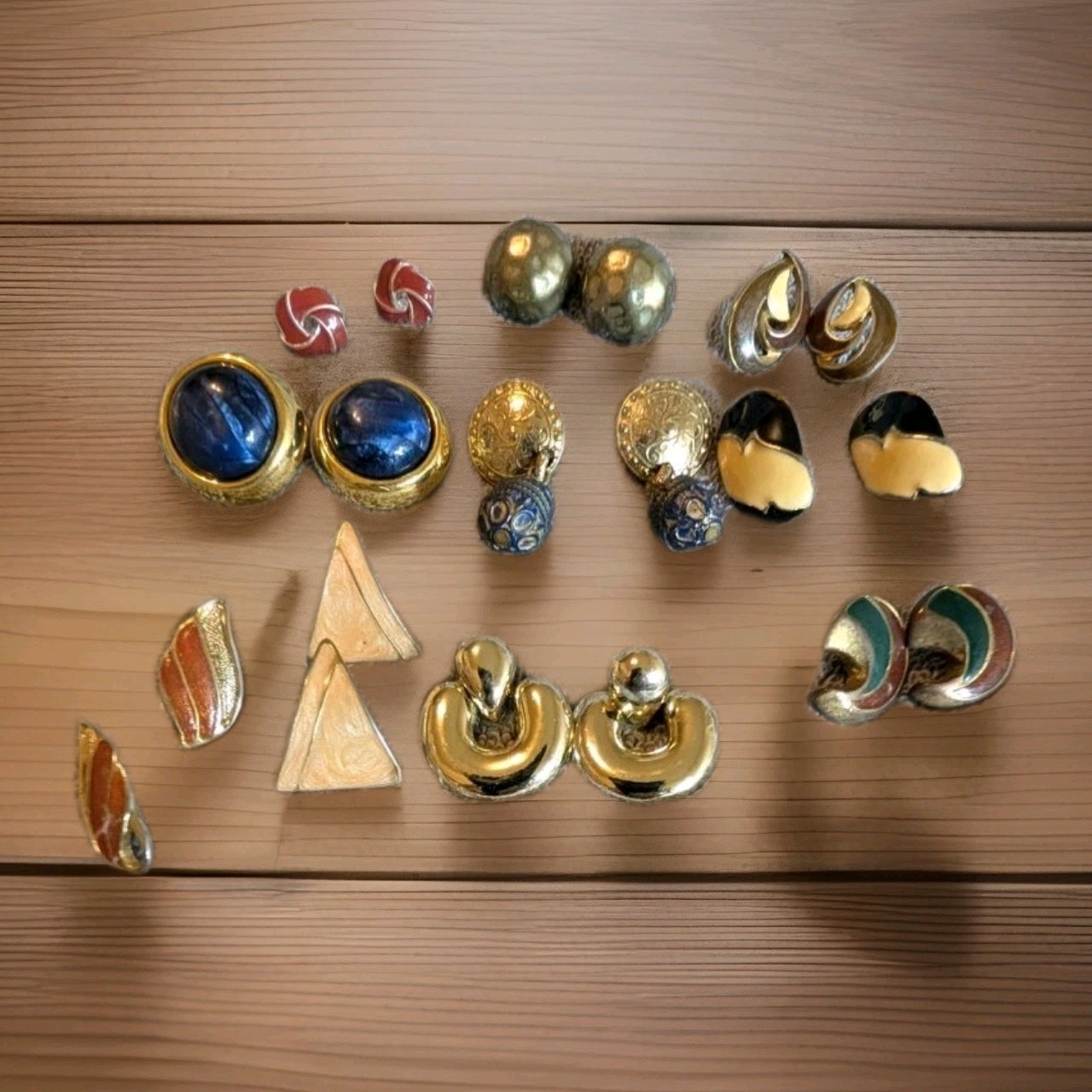 10pr Of Earrings. Current,Vintage Mixed Variety