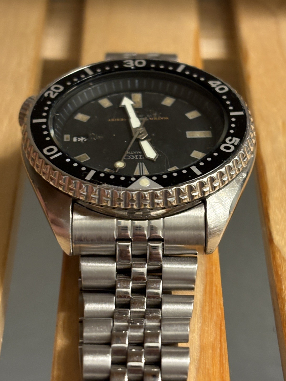 Seiko 7002 7009 Vintage Diver Watch Men 150m Y513 Quartz Conversion 42mm 1998