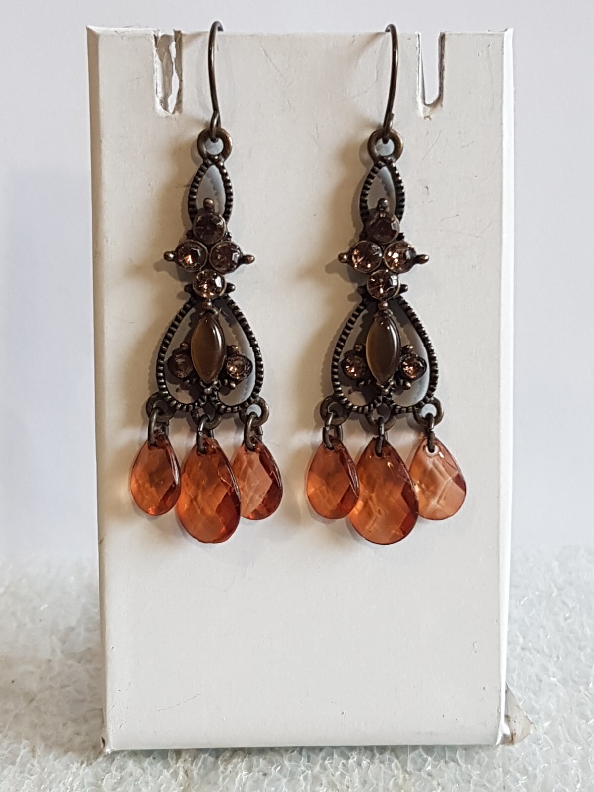 Vtg Amber Stone/Glass/ Faux Tiger’s Eye Chandelier Hook Costume Fashion Earrings