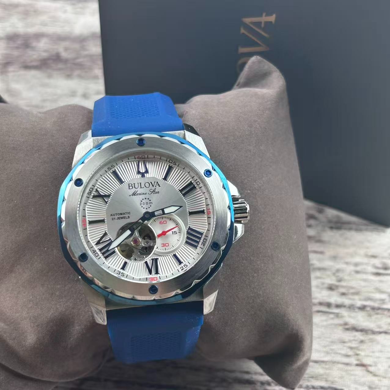 New Bulova Marine Star 98A225 Men’s Automatic Watch White Dial Blue Rubber Strap