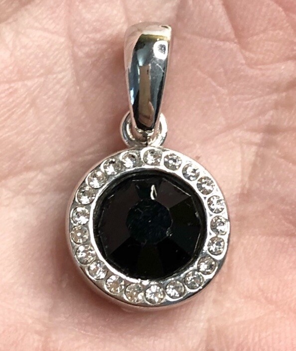Elo7 18k Gold Plated Crystal Halo Black Zircon Filigree Back Caged Puff Pendant