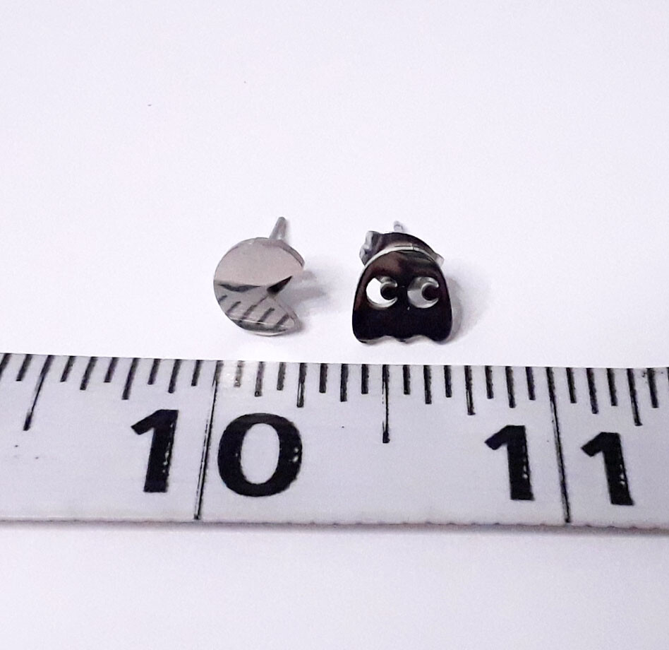 Video Game Inspired Stud Earrings 1/4″ – NEW, Silver Tone Kawaii Retro Graphic