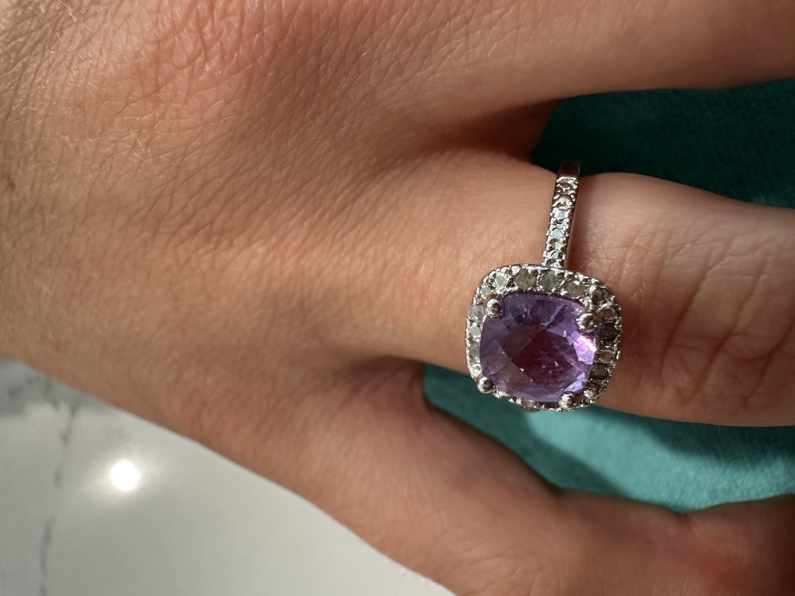 Victoria Townsend Sterling Silver Genuine Amethyst Diamond Ring Size 7 in Box