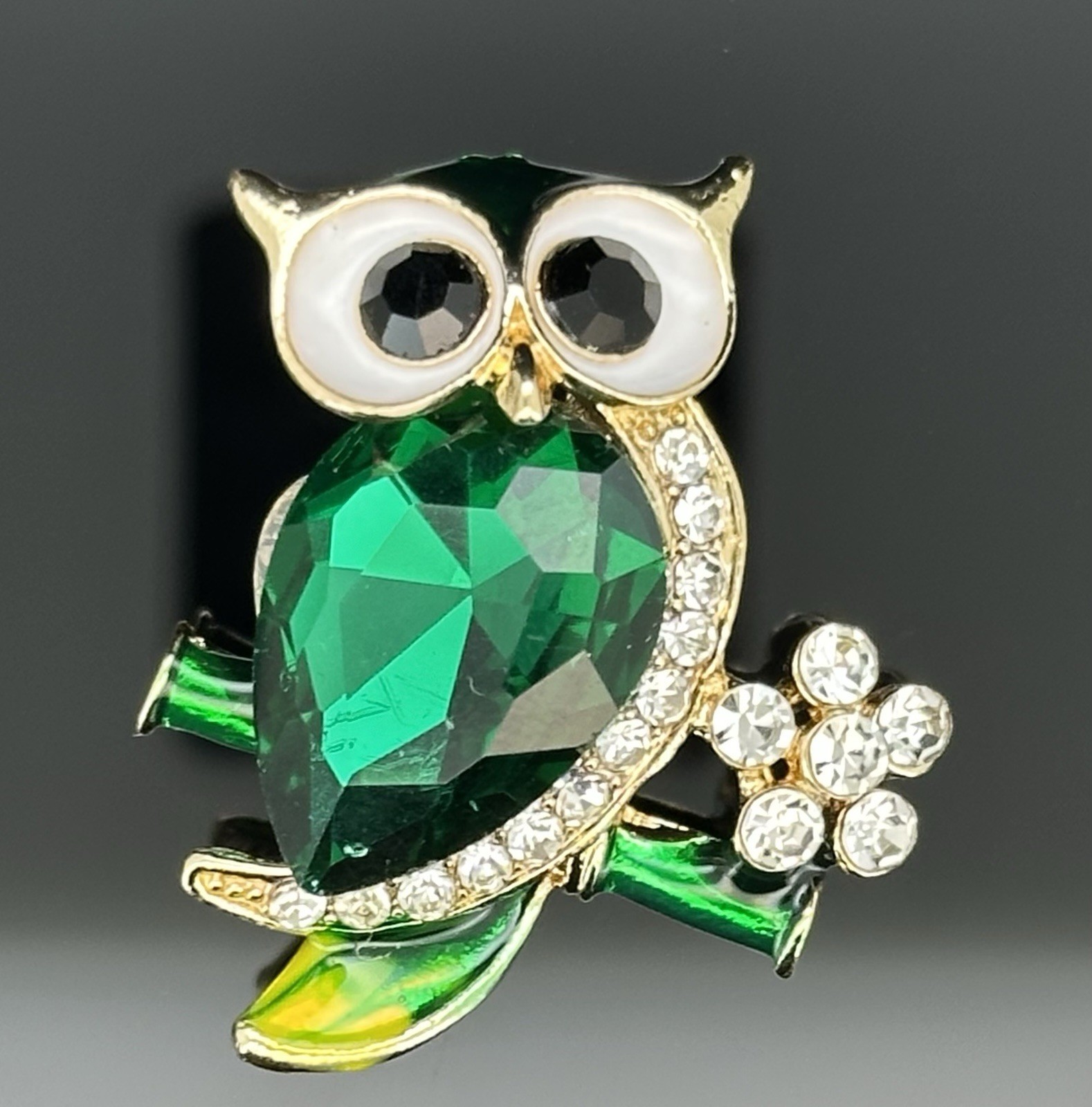 Lot of 4 Vtg Owl Bird Pins Brooches And Pendent Rhinestones Mixed Metals