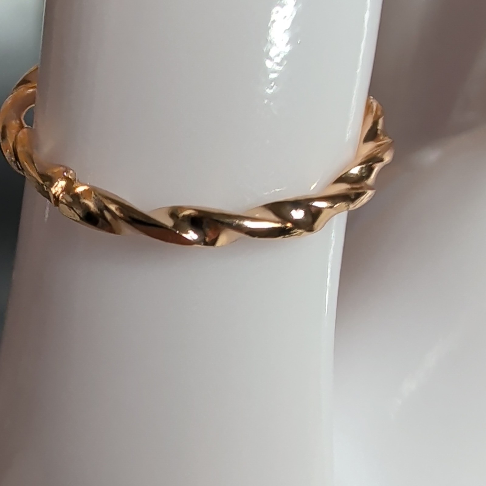 3-Piece Gold Tone Metal Stackable Band Ring Set Size 7.75 w/ Leaf Charm