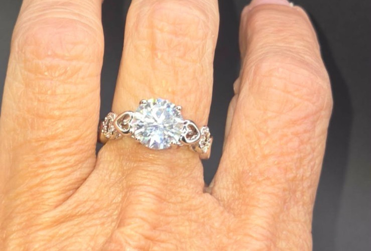New 2ct Moissanite Ring Size 7 Sterling Silver Open Heart Band Solitaire Sparkle