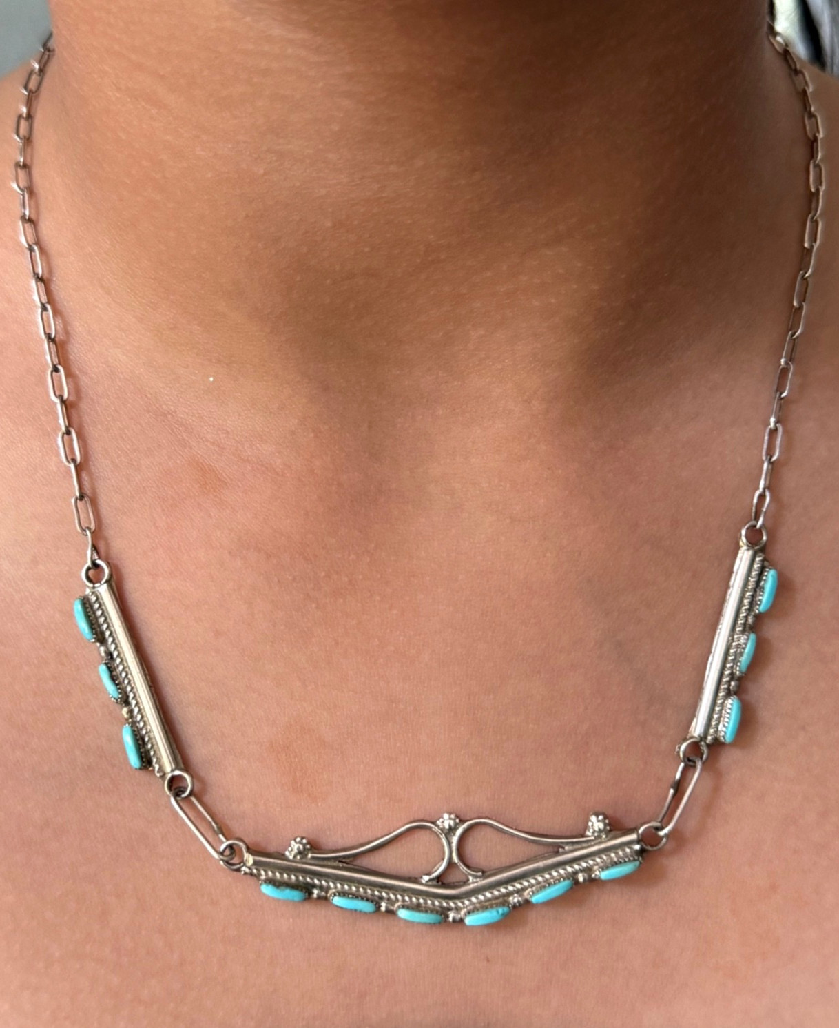 VINTAGE ZUNI Needle point Turquoise Sterling Silver EVERYDAY necklace 18.5 in