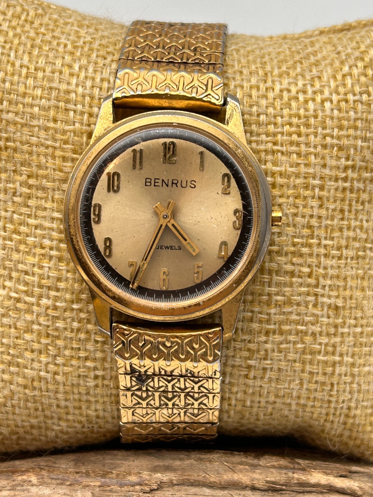 BENRUS MEN’S WATCH 17j 32.7mm 17.4mm LUG CAL. INT 742 FOR REPAIR (PI)