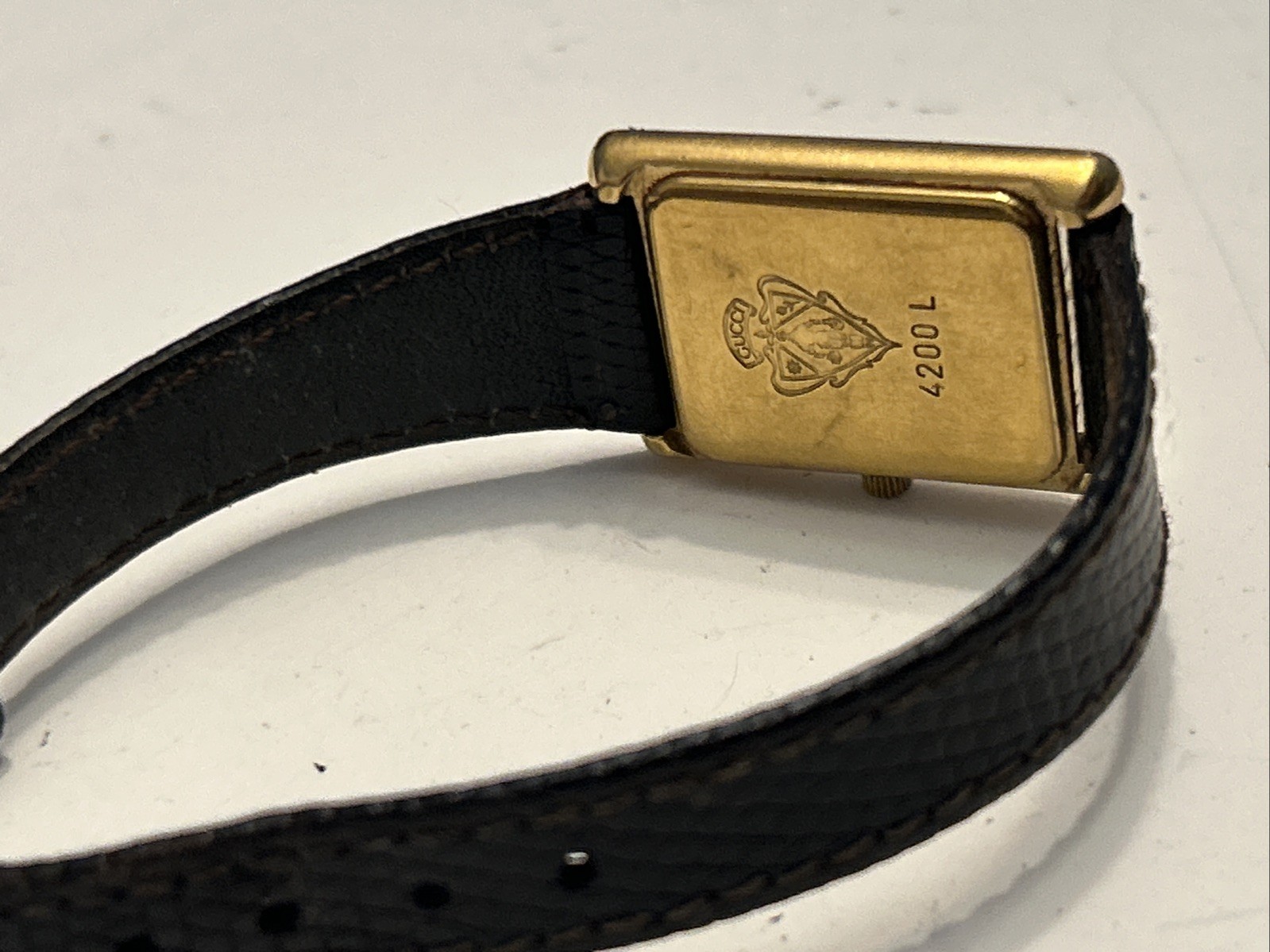 Gucci Ladies Quartz Watch 4200L Swiss Made Gold Plated 20mm c.1990s