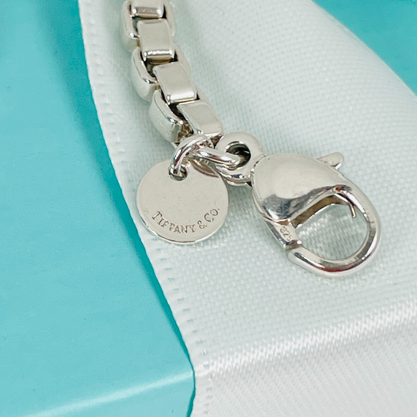 8” Tiffany & Co Mens Unisex Venetian Box Link Bracelet in Sterling Silver