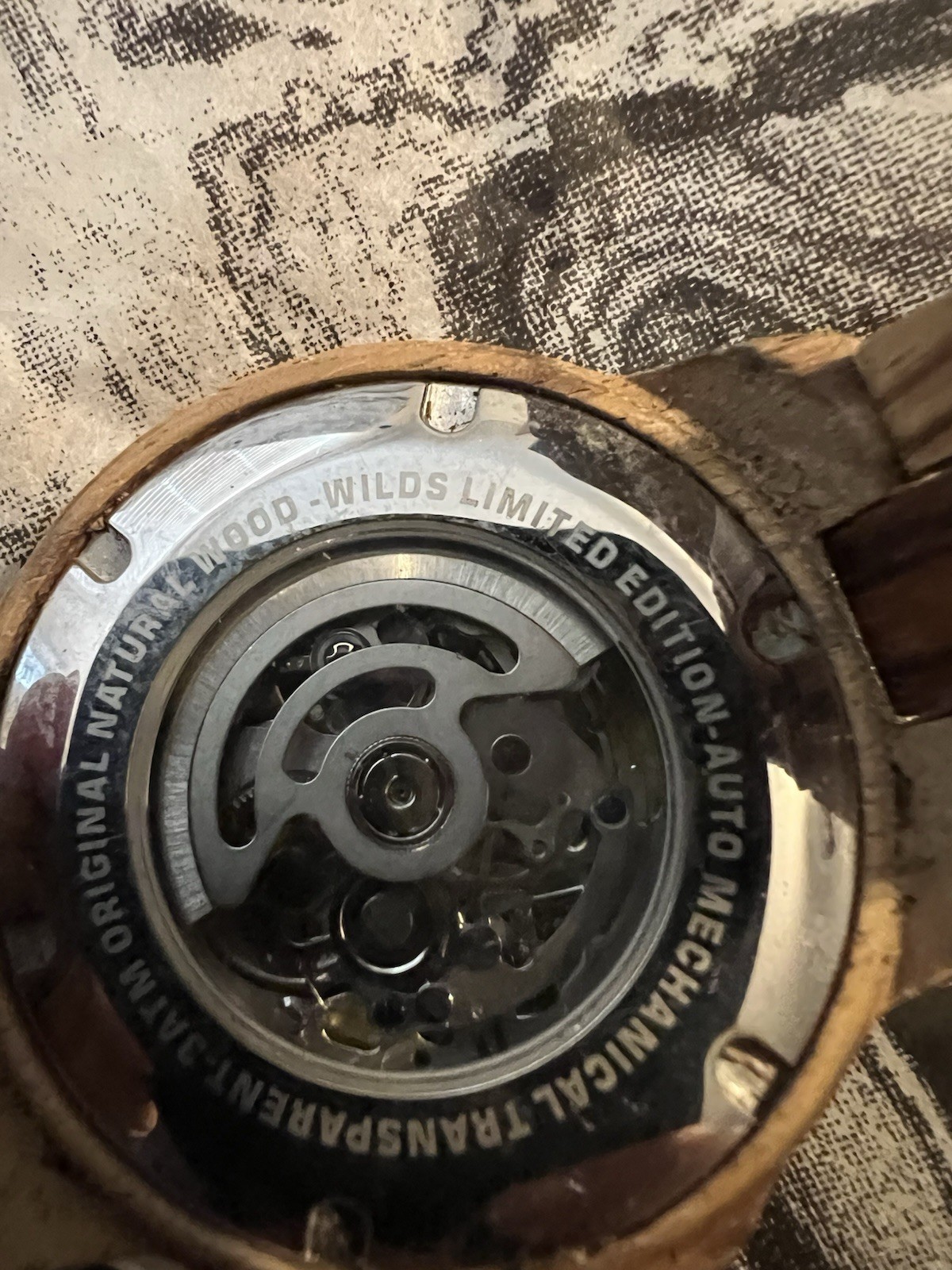 Men’s Automatic Mechanical Skeleton Dial Wood Bracelet Exhibition Caseback