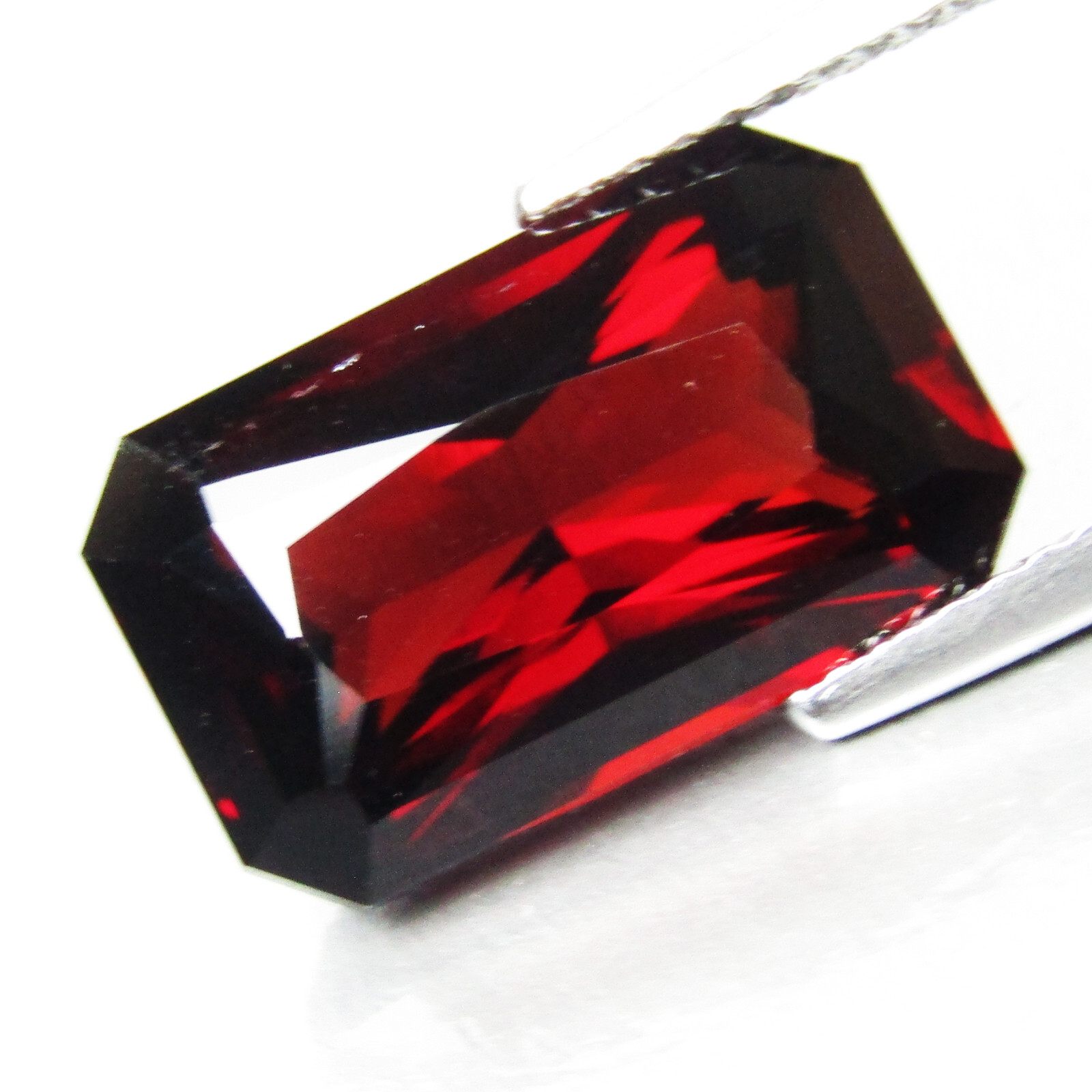 7.71Cts Beautiful Natural Almandine Garnet Nice Radiant Cut Loose Gemstone