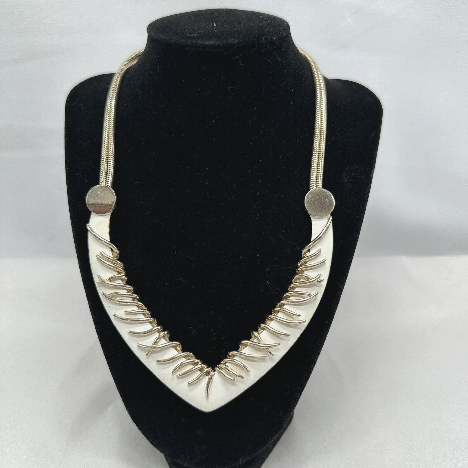 Vintage Boucher Choker Style Necklace Brutalist White Enamel Gold Tone FLAWED
