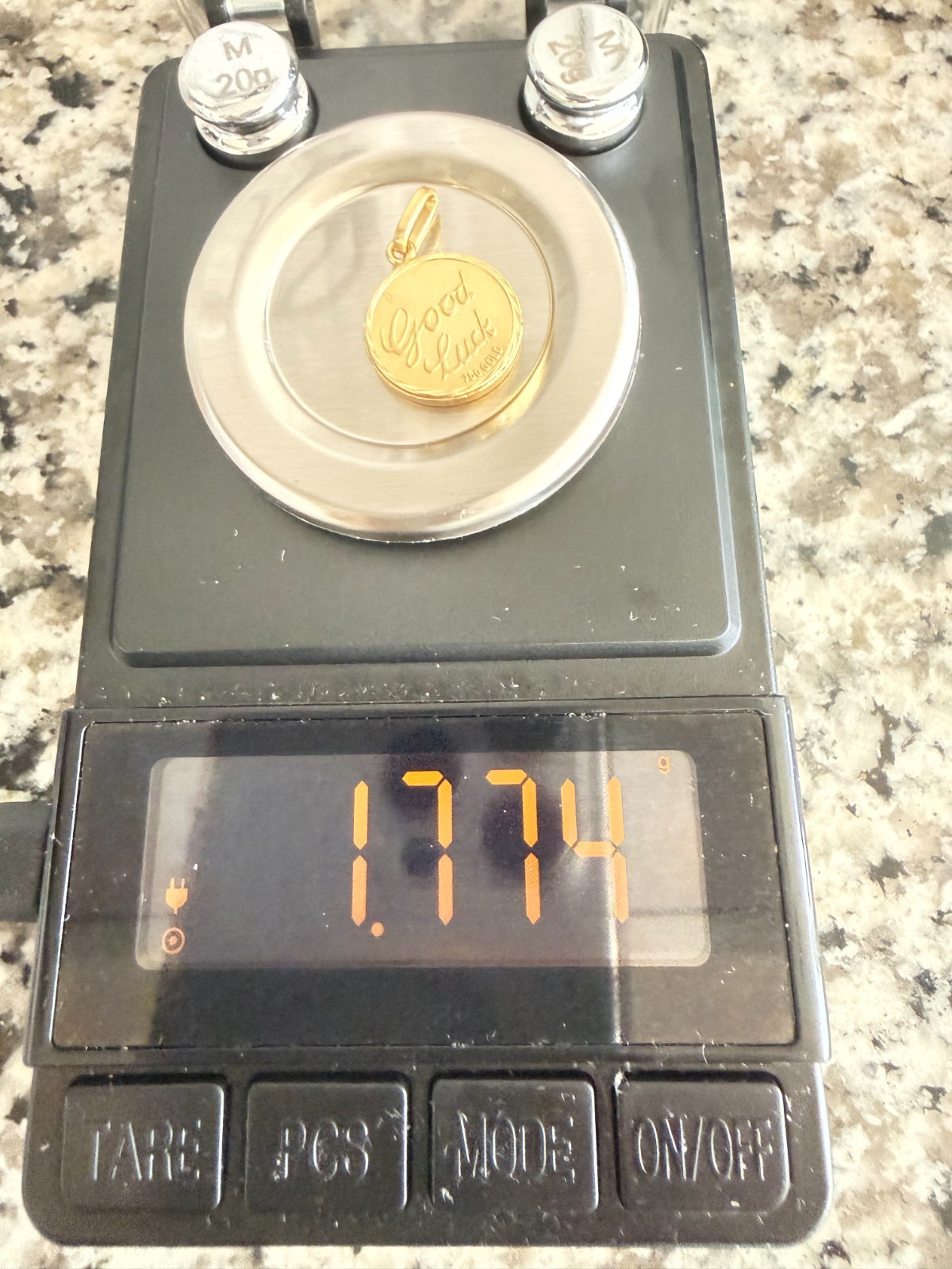 vintage solid 18k yellow gold capricorn zodiac & “good luck” medallion pendant