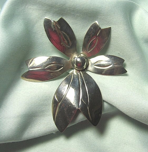 925 Mexican Sterling Silver Flower Pin 20.1 grams 2 3/4”