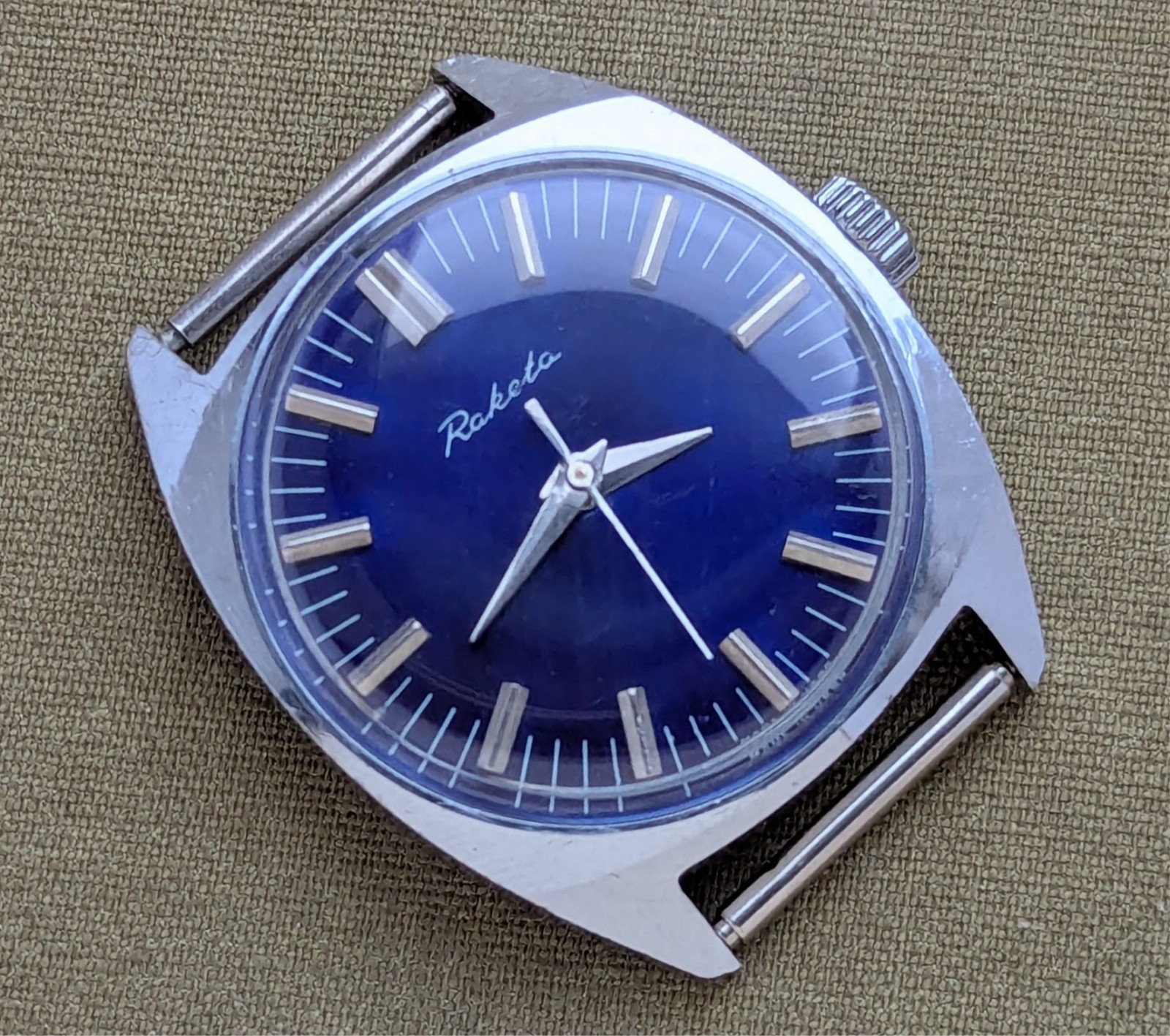 soviet-era Raketa cal.2609.НП by PChZ vintage mens watch ussr made