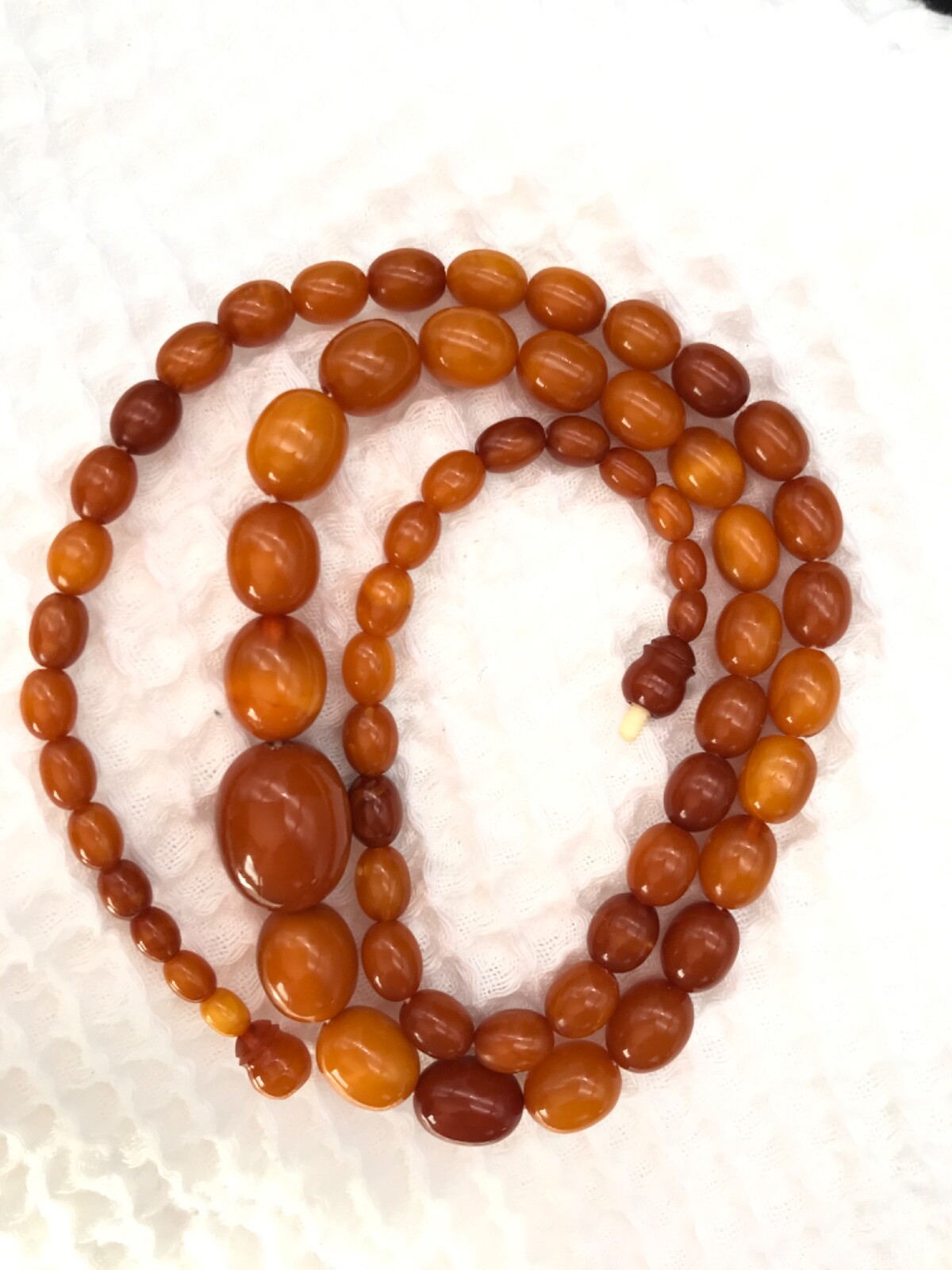 Vintage BUTTERSCOTCH BALTIC AMBER NECKLACE 26″ graduated beads 27g – Exquisite!