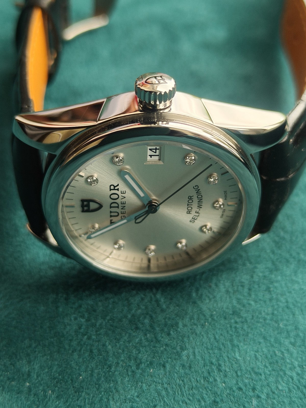 Tudor Glamour Date 55000 Silver Sunray Dial 10 Diamond Dots 36mm Mint Condition