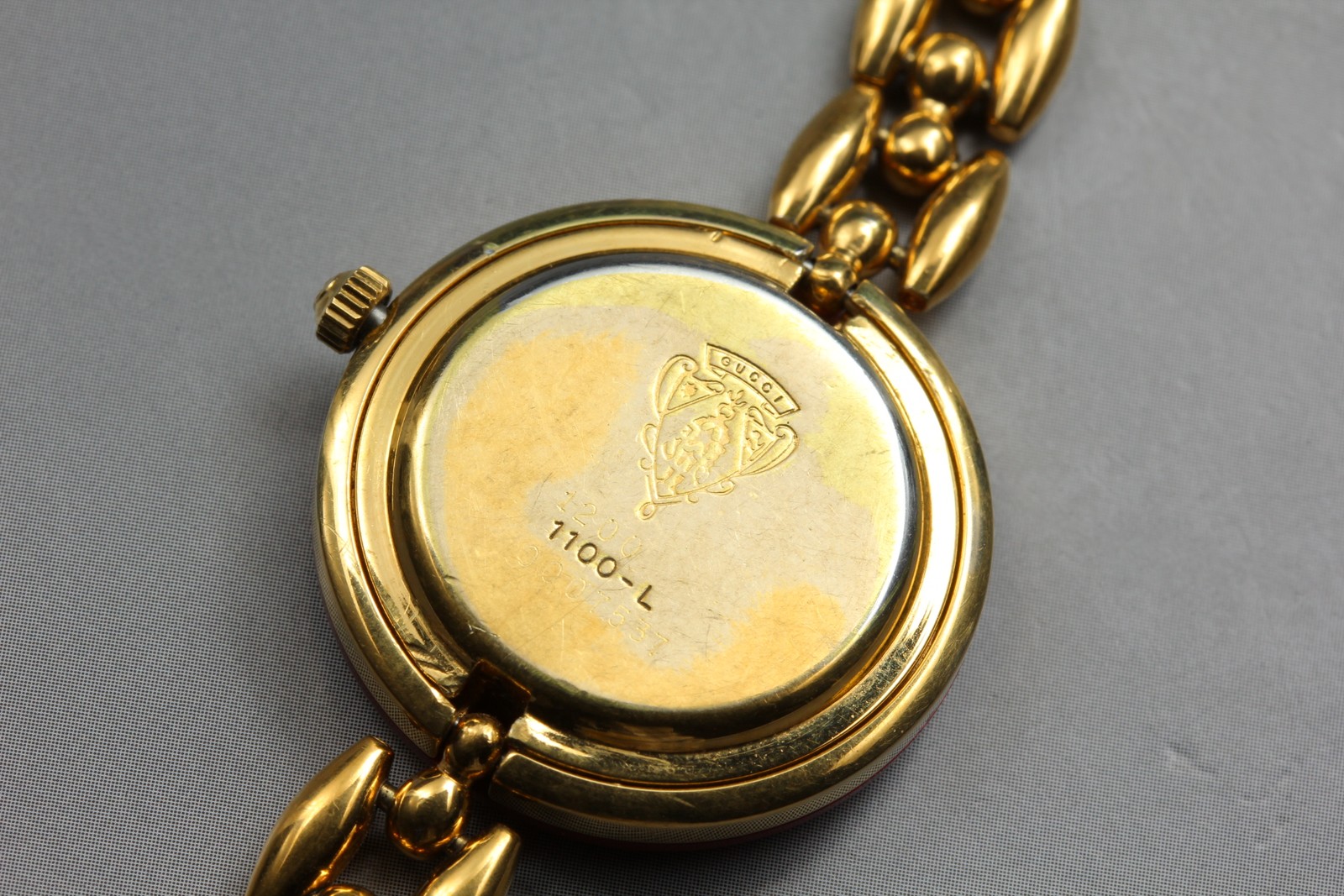 [Exc+5] Vintage Gucci 1100L Change Bezel Red Gold Bangle Quartz Women’s Watch