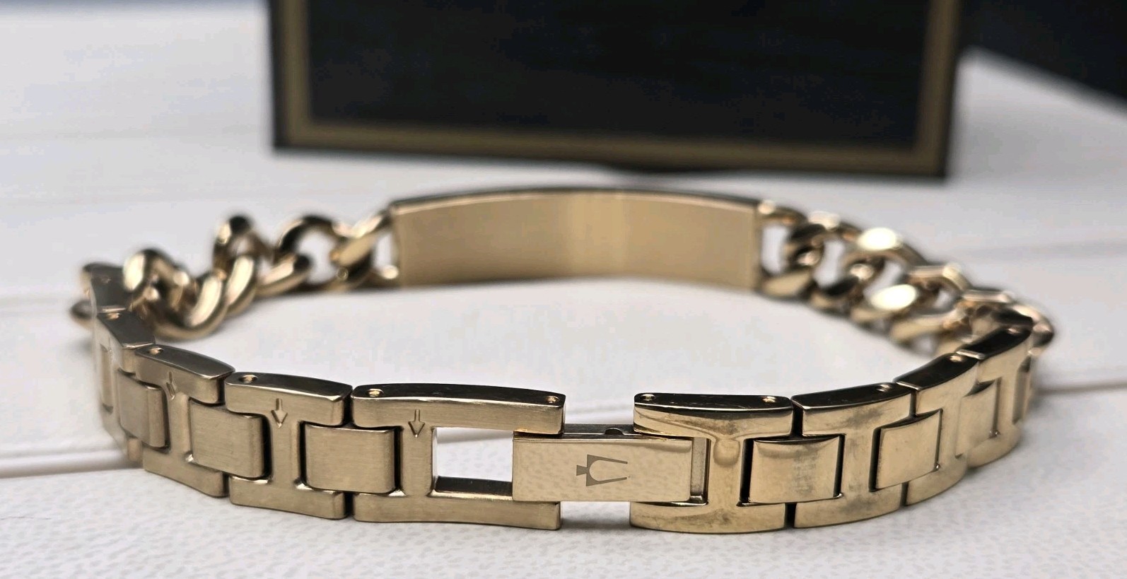 Bulova 98K106 Genuine Gold Tone Crystal Bracelet OEM Gift Set Bracelet Only