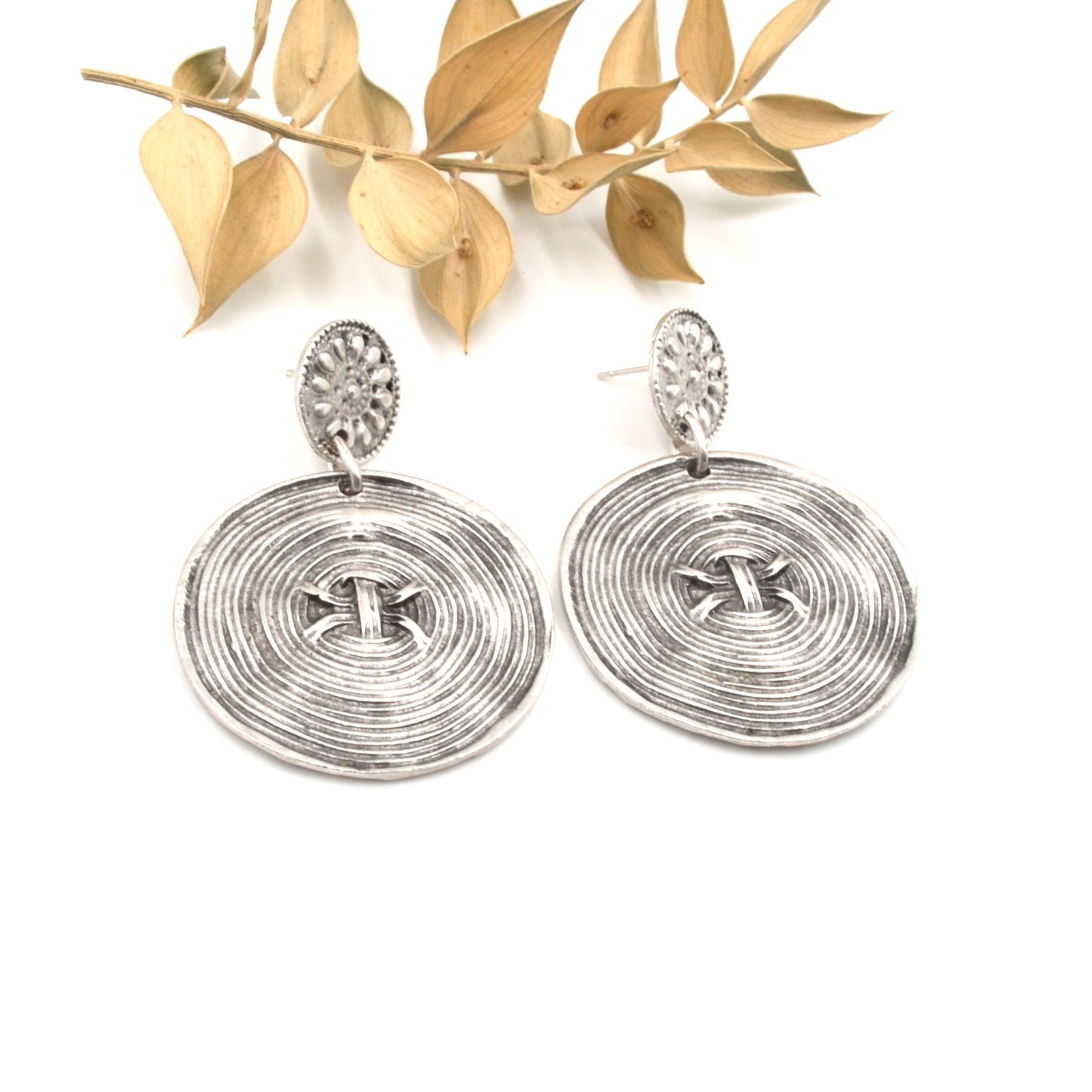 Boho Silver Spiral Disc Dangle Earrings Textured Round Statement Jewelry
