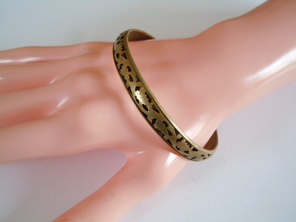 Vintage Brass Bangle Openwork Pattern 8.8 g Ø 6.6 cm Width 0.9 cm