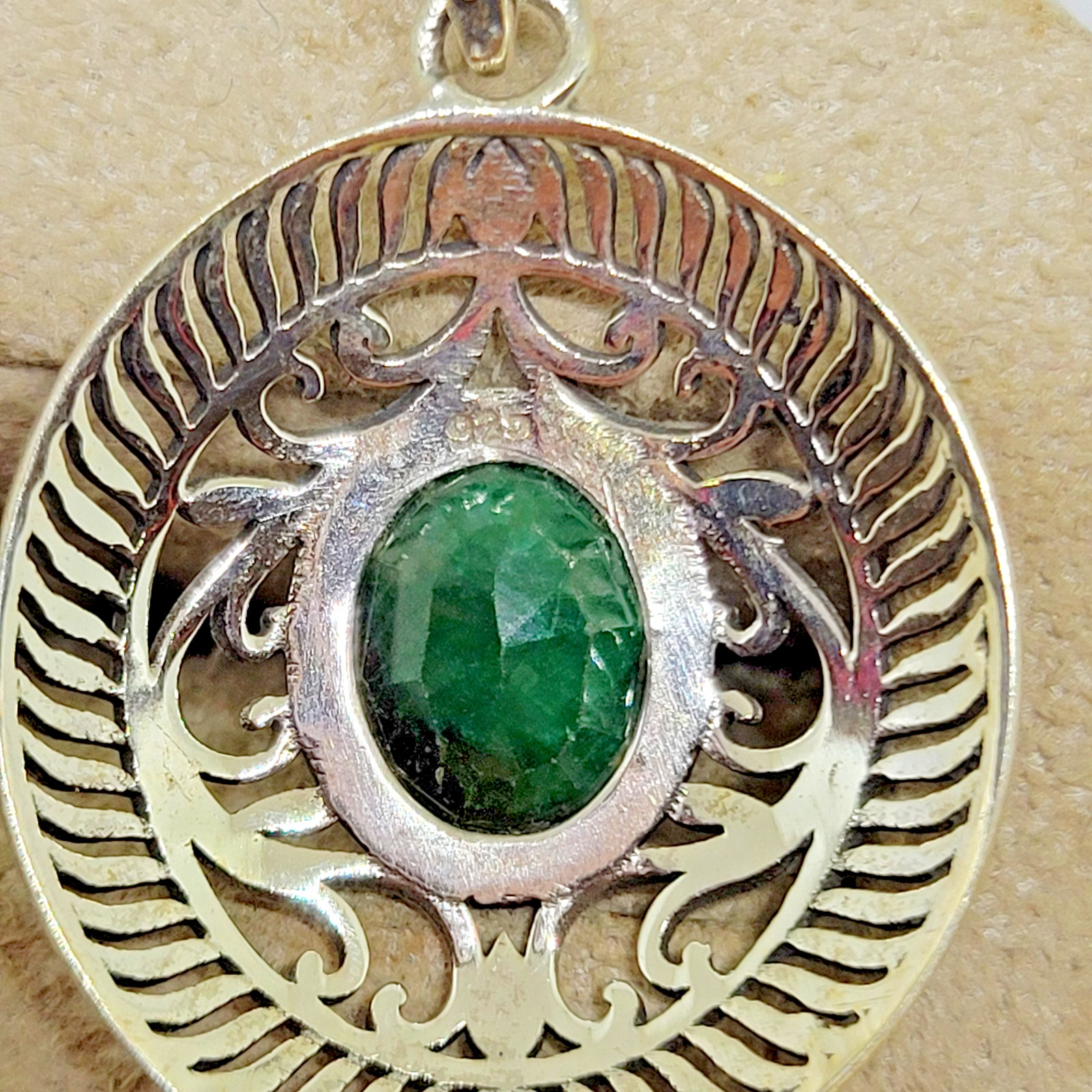 ShopLC Artisan Crafted Sterling Silver 3.94 ctw Green Sapphire Openwork Pendant