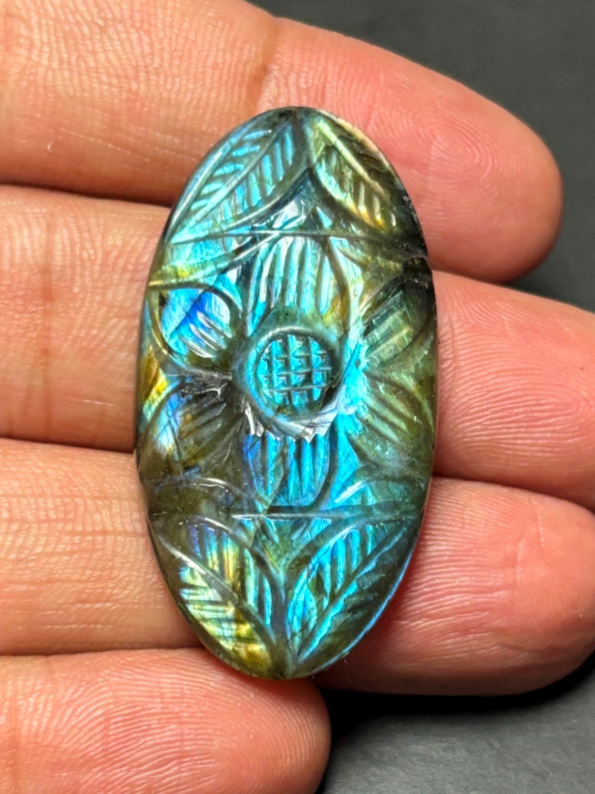 Multi Labradorite carving Cabochon Loose Semi Percious Gemstone A 1015