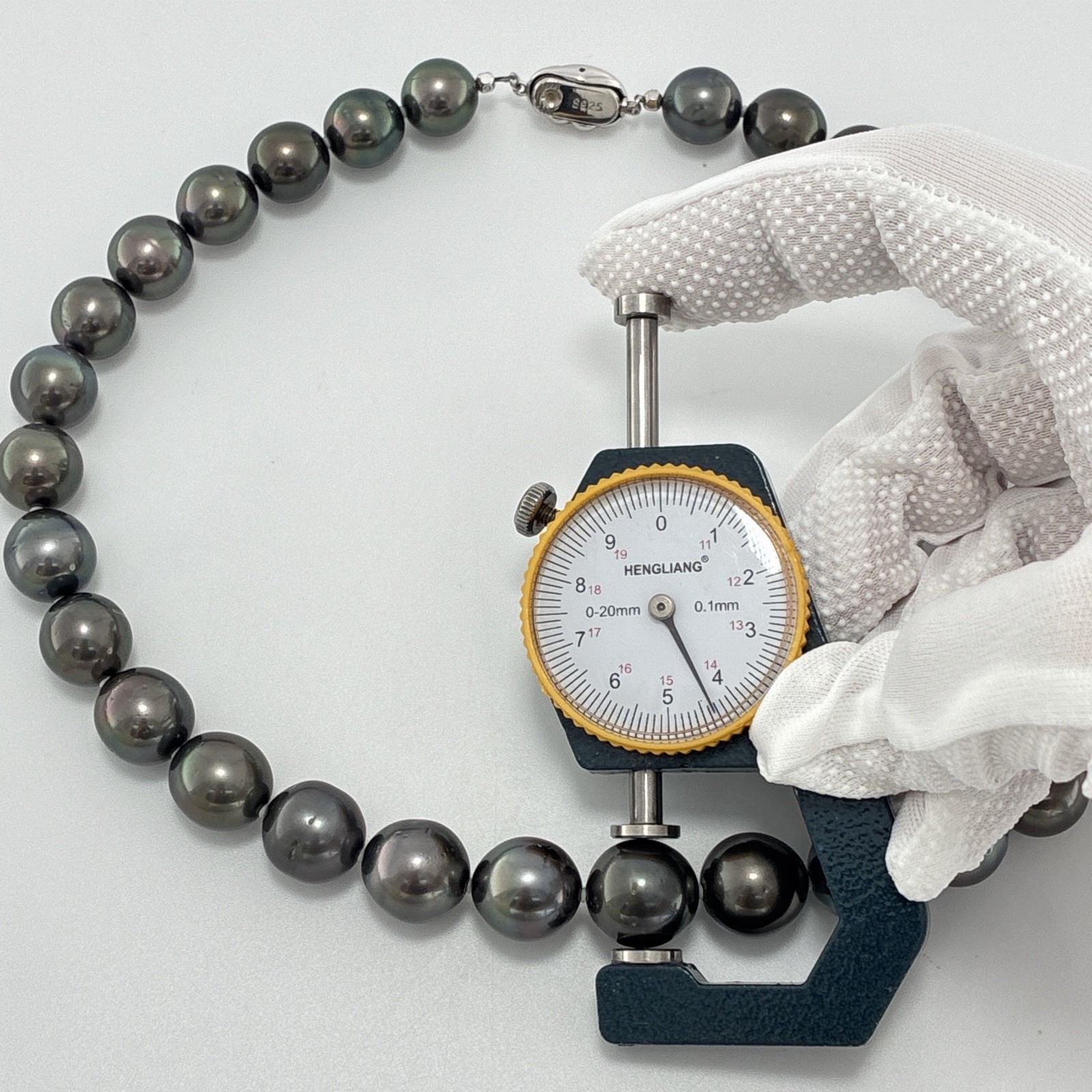 12-14.4mm Pearl French Tahiti Black Necklace Silver 18.11″